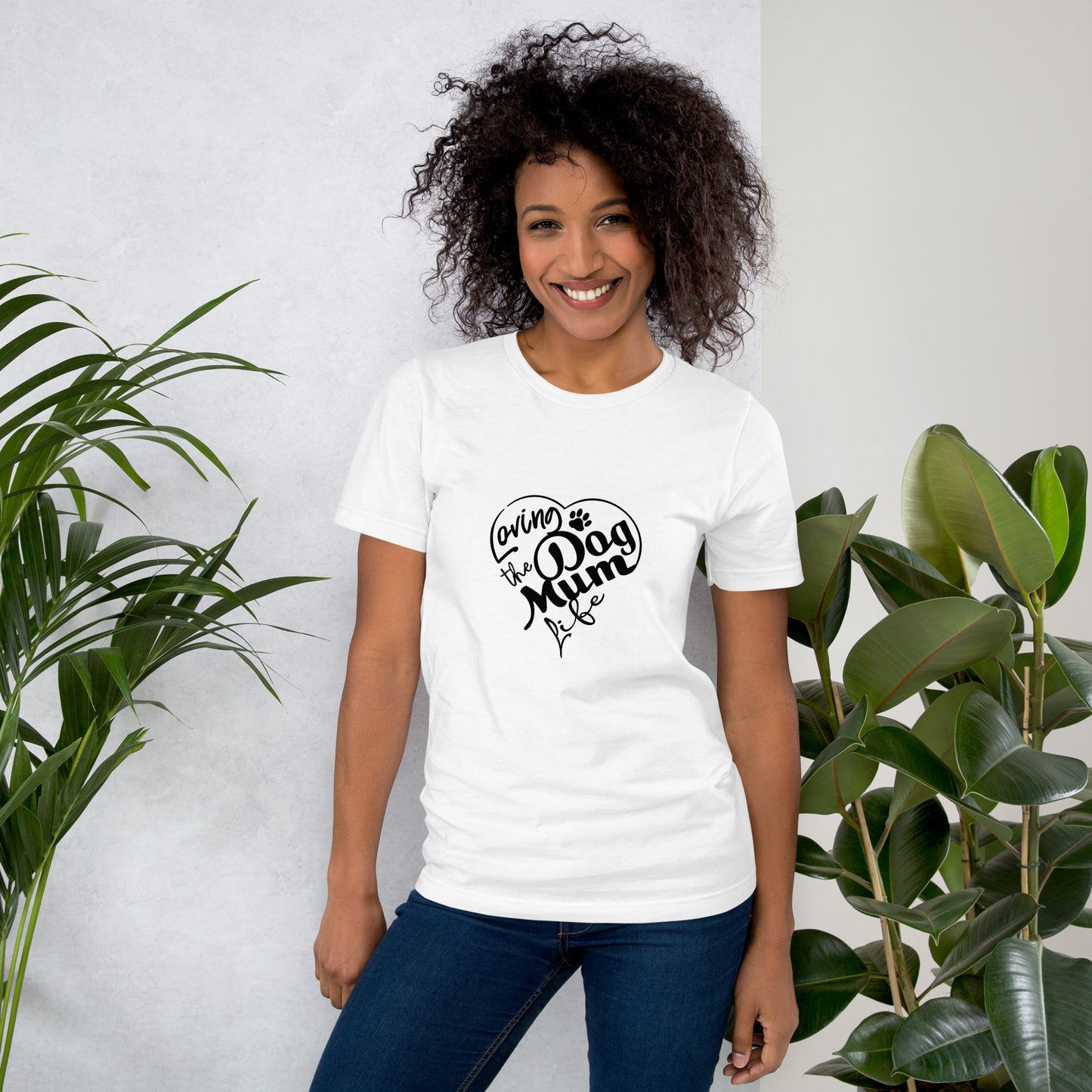 Loving Mom Dog | Unisex t-shirt